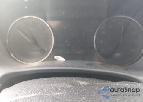 2016 Hyundai Genesis 3.8 z USA, uszkodzony, nr VIN KMHGN4JE7GU129966